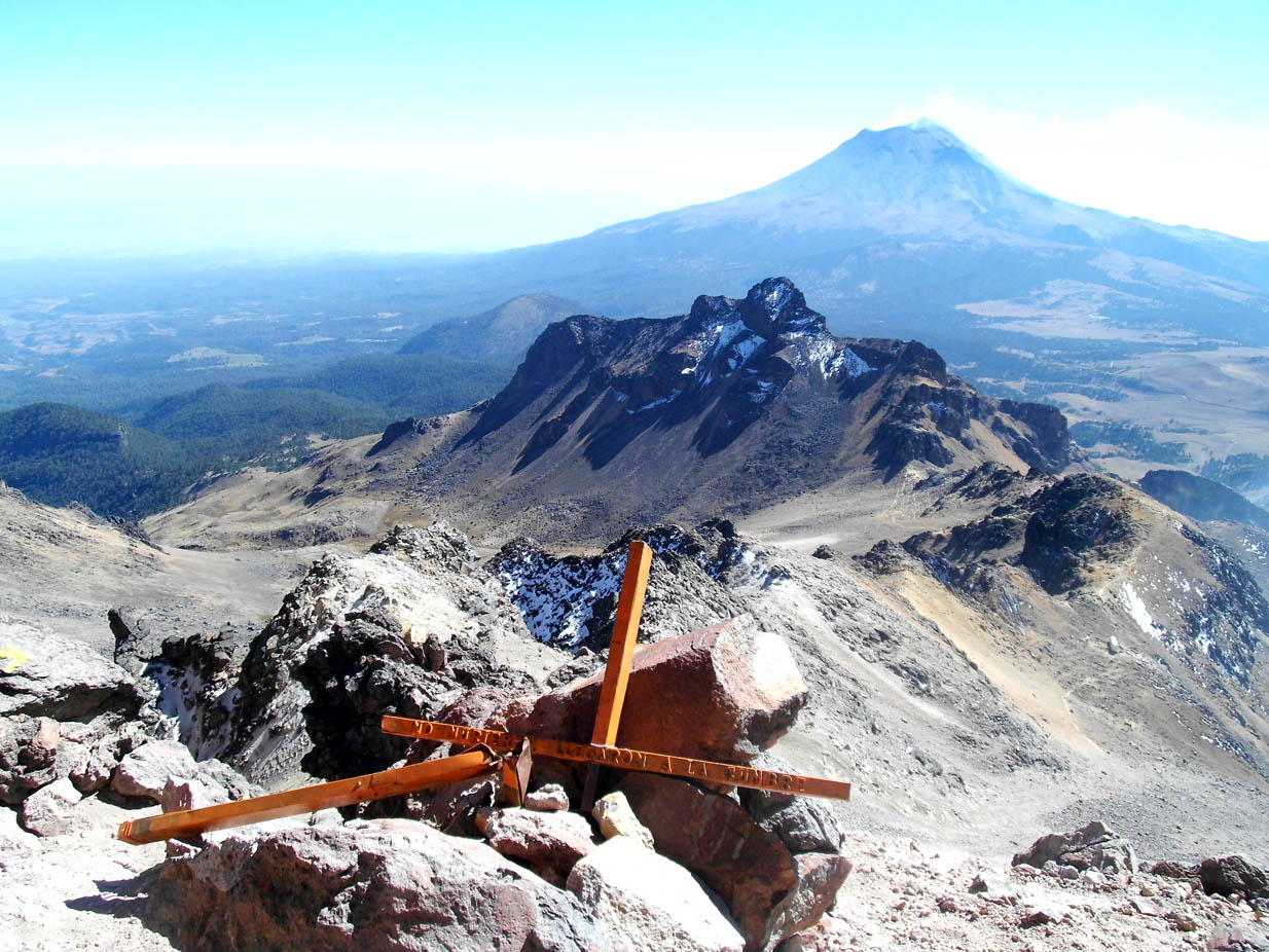 Blick von Iztaccíhuatl3 auf Popocatepetl - www.jakob-beckeling.net