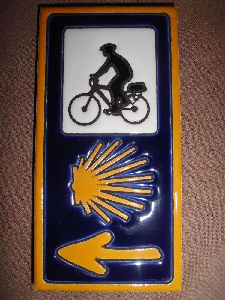 Fahrrad-Wegweiser nach Santiago