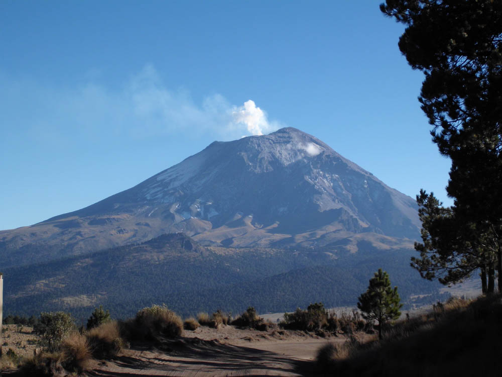 Popocat&eacute;petl im Januar - 
jakob.beckeling@yahoo.com