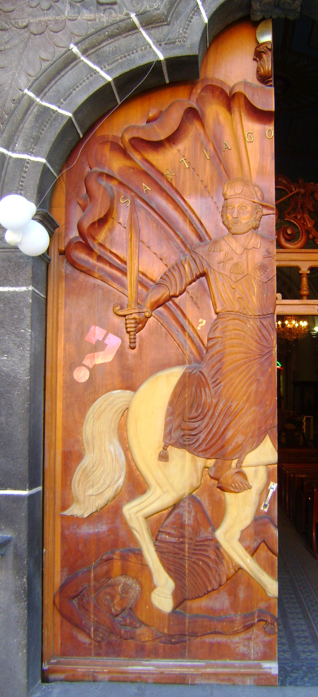 Santiago Xalitzintla -
Staat Puebla / Mexiko - Kirchenportal
jakob.beckeling@yahoo.com